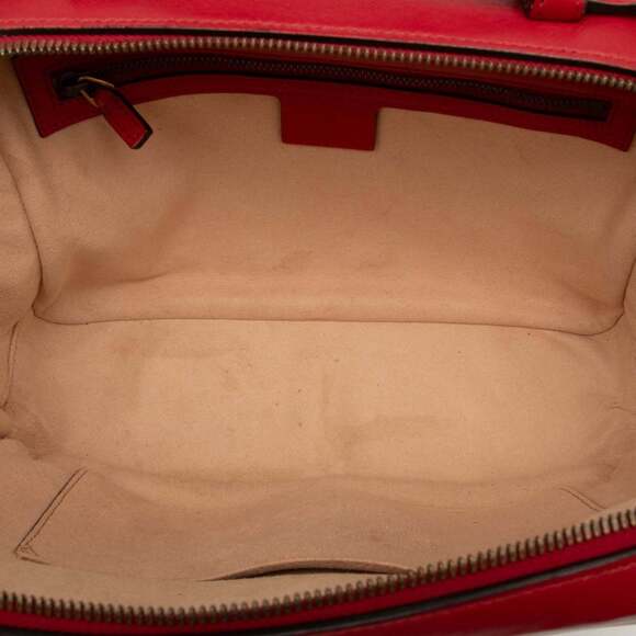GUCCI Authentic Red Leather GG Marmont Shoulder Bag - Picture 4 of 6